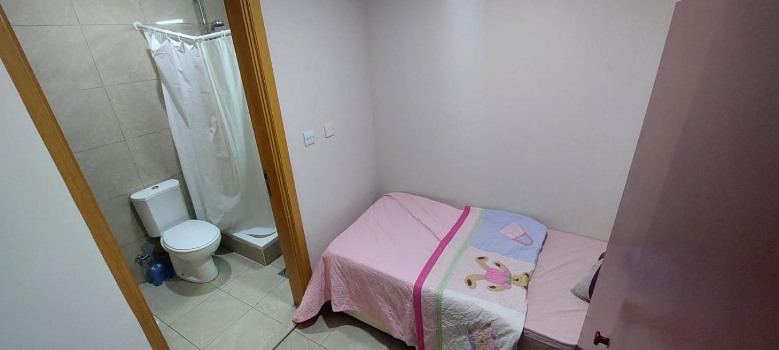 Budget Rooms With Private Bathroom For 'Girls' Only In Dubai, Marina Kültér fotó
